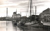 5608 - Hafen Dampfer Westseite 1940