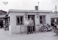 1100 - Bahnhof Stehbierhalle 1953