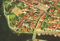 0060 - Luftbild Marktplatz Binnenwasser Hafen 1969
