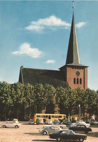 0163 Marktplatz Kirche