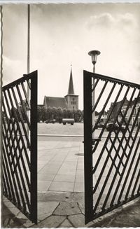 0454 - Marktplatz Kirche